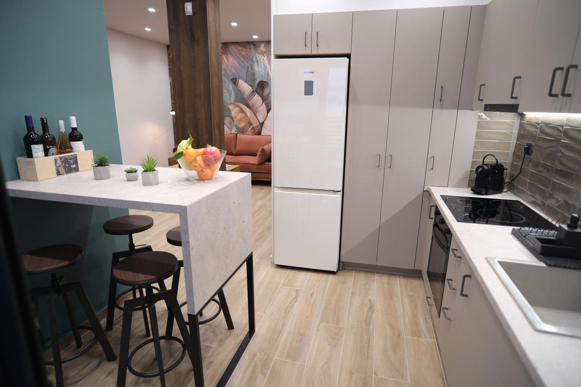 Caravin Wanderhome, 5 Min From Metro Nea Ionia Atenas Exterior foto