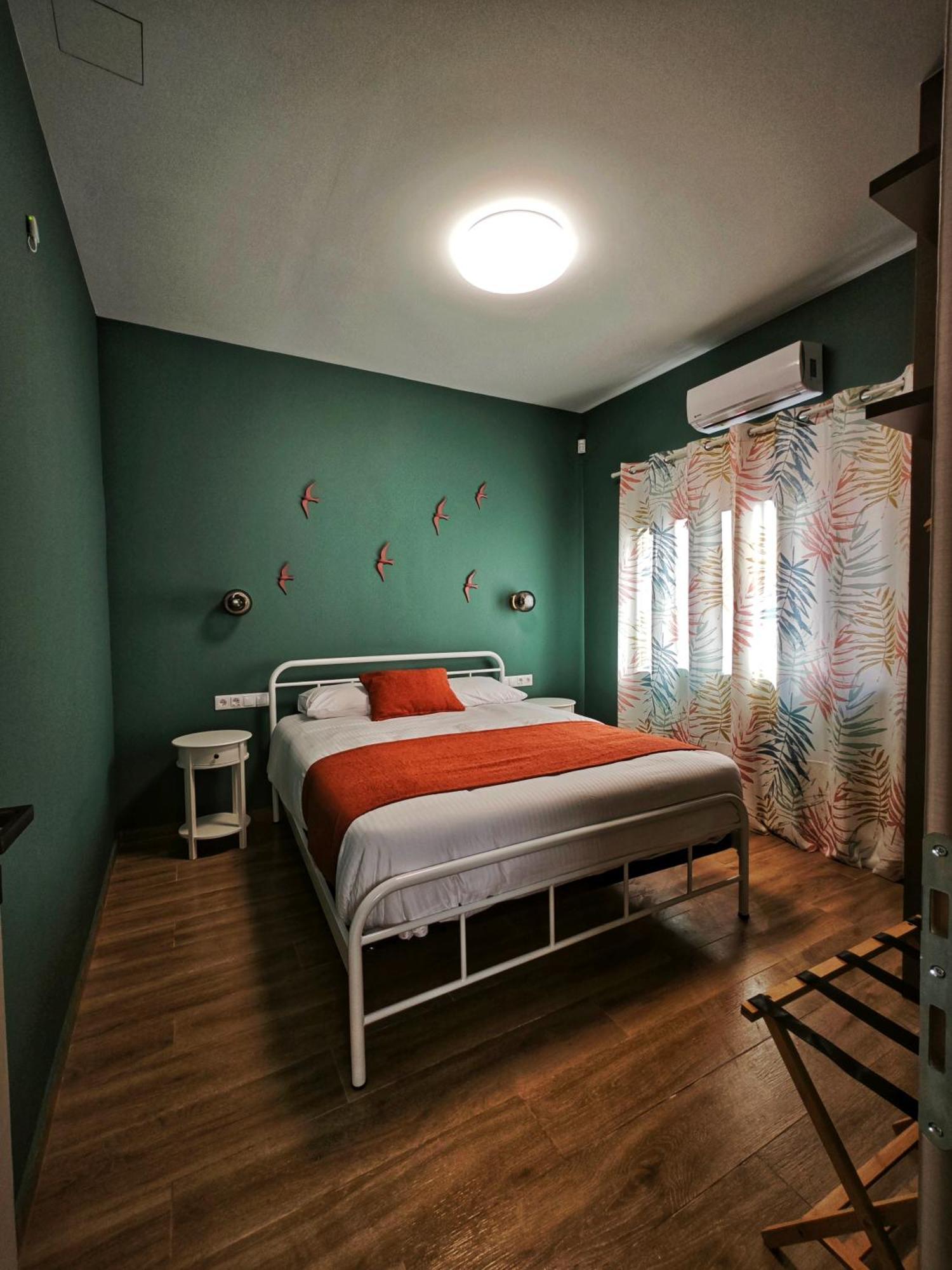 Caravin Wanderhome, 5 Min From Metro Nea Ionia Atenas Exterior foto